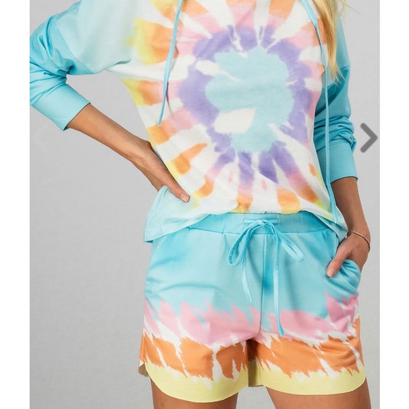 🔥 SALE Turquoise Multi Hoodie Top & Shorts Set - Picture 9 of 11